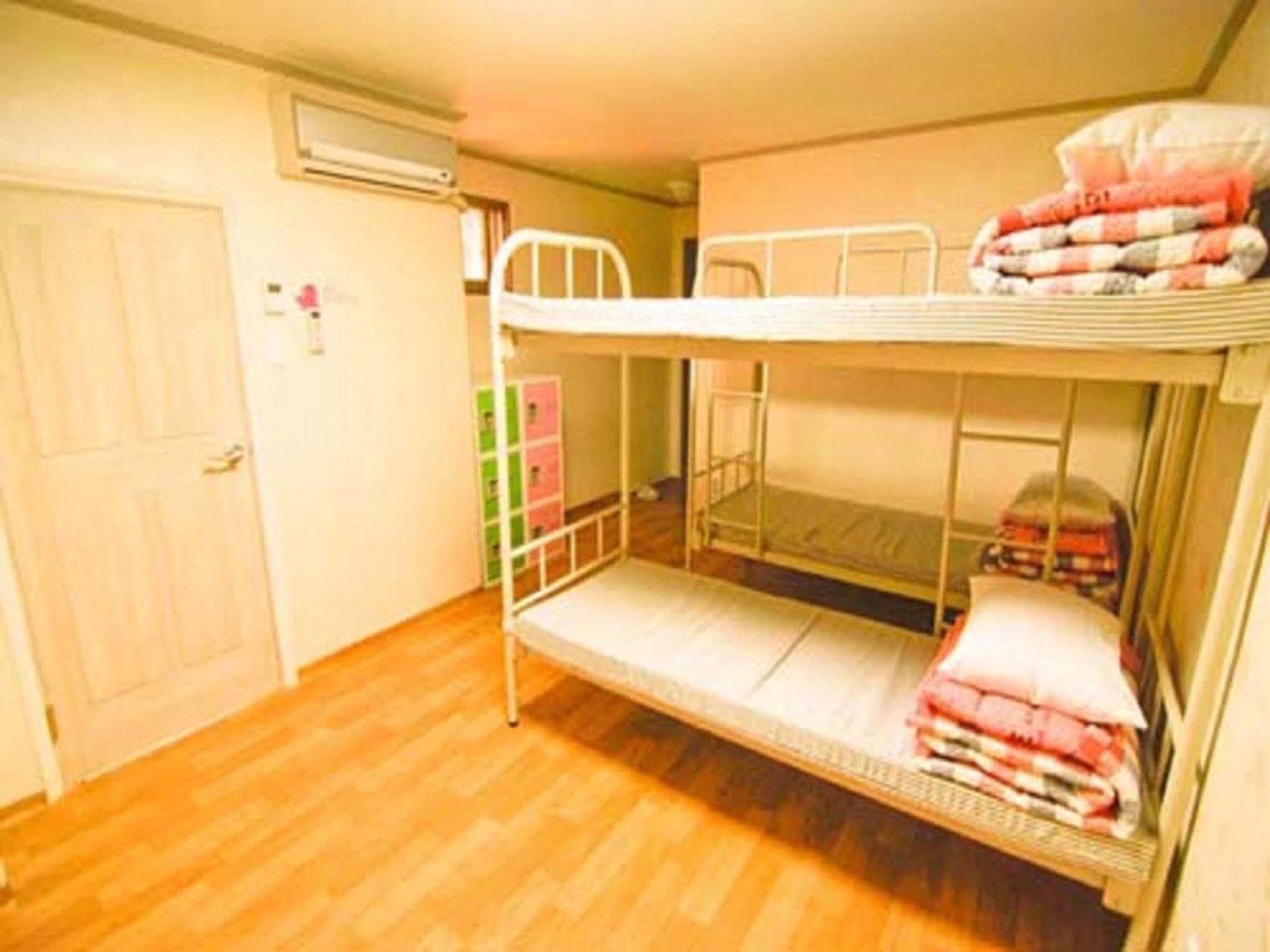 Kimchee Hongdae Guesthouse Séoul Extérieur photo